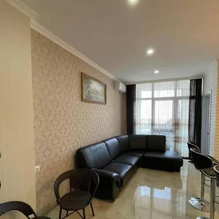 Apartment London Home Side